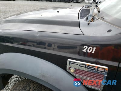 Zdjęcie 9 z 10 samochodu: 2008 FORD F450 SUPER DUTY VIN:1FDXW47R08EC44329 - miniatura