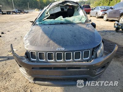 Piąte zdjęcie samochodu w środku: 2019 JEEP COMPASS LATITUDE VIN:3C4NJDBB0KT772822 - miniatura