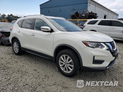 Czwarte zdjęcie samochodu z boku: 2020 NISSAN ROGUE S VIN:JN8AT2MV6LW117116 - miniatura