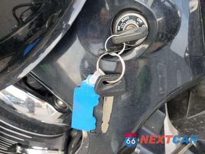 Zdjęcie 8 z 10 samochodu: 2003 SUZUKI VL800 VIN:JS1VS54A632106519 - miniatura