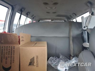 Zdjęcie 10 z 13 samochodu: 2011 FORD ECONOLINE E350 SUPER DUTY WAGON VIN:1FBSS3BL7BDB19580 - miniatura