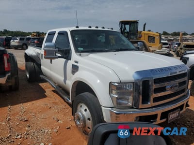 Czwarte zdjęcie samochodu z boku: 2008 FORD F450 SUPER DUTY VIN:1FTXW43RX8EA95700 - miniatura