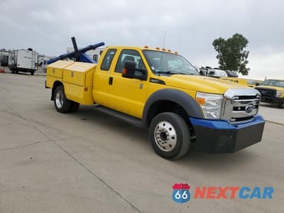 Czwarte zdjęcie samochodu z boku: 2016 FORD F450 SUPER DUTY VIN:1FD0X4GY6GEB64926 - miniatura