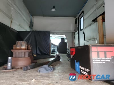 Zdjęcie 10 z 12 samochodu: 2006 FORD ECONOLINE E350 SUPER DUTY CUTAWAY VAN VIN:1FDWE35L66DA17172 - miniatura