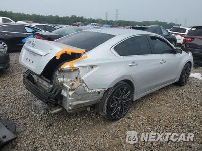 Trzecie zdjęcie samochodu z tyłu: 2015 NISSAN ALTIMA 2.5 VIN:1N4AL3AP4FN879237 - miniatura