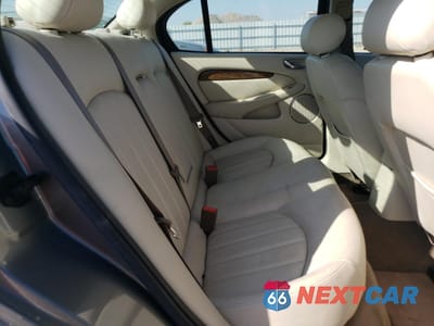 Zdjęcie 10 z 12 samochodu: 2002 JAGUAR X-TYPE 2.5 VIN:SAJEA51DX2XC80042 - miniatura