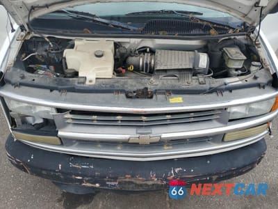 Zdjęcie 12 z 14 samochodu: 2002 CHEVROLET EXPRESS G1500 VIN:1GCEG15W121228610 - miniatura