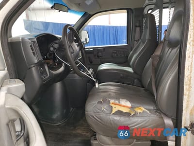 Zdjęcie 7 z 12 samochodu: 2003 CHEVROLET EXPRESS G2500 VIN:1GCFG29T331148026 - miniatura