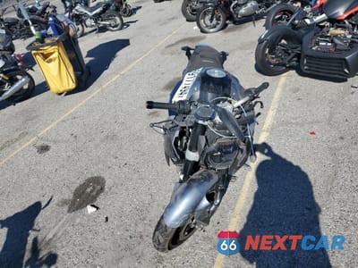 Piąte zdjęcie samochodu w środku: 2023 BMW F 900 R VIN:WB10K1308P6H40706 - miniatura
