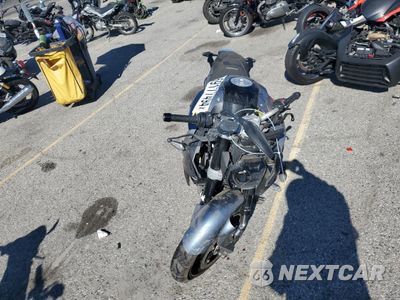 Piąte zdjęcie samochodu w środku: 2023 BMW F 900 R VIN:WB10K1308P6H40706 - miniatura