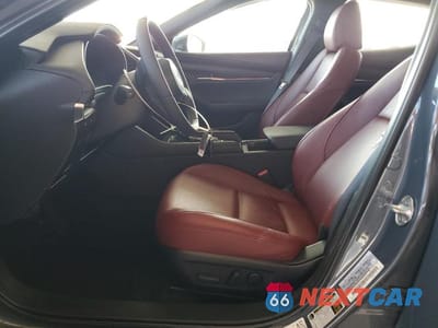 Zdjęcie 7 z 12 samochodu: 2024 MAZDA 3 PREFERRED VIN:JM1BPBLM3R1707065 - miniatura