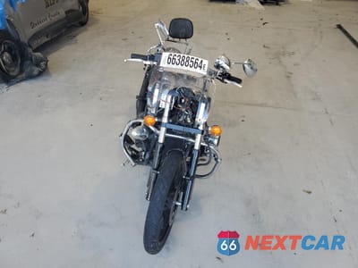 Piąte zdjęcie samochodu w środku: 2014 KAWASAKI VN900 C VIN:JKAVN2C10EA057611 - miniatura