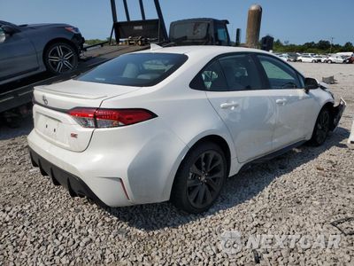 Trzecie zdjęcie samochodu z tyłu: 2024 TOYOTA COROLLA SE VIN:5YFS4MCE8RP187180 - miniatura