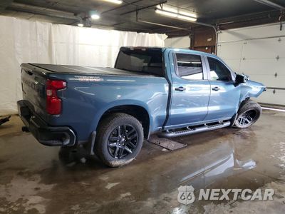 Trzecie zdjęcie samochodu z tyłu: 2024 CHEVROLET SILVERADO K1500 TRAIL BOSS CUSTOM VIN:3GCPDCEK3RG299393 - miniatura