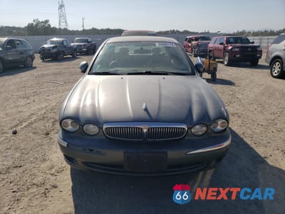 Piąte zdjęcie samochodu w środku: 2002 JAGUAR X-TYPE 2.5 VIN:SAJEA51DX2XC80042 - miniatura