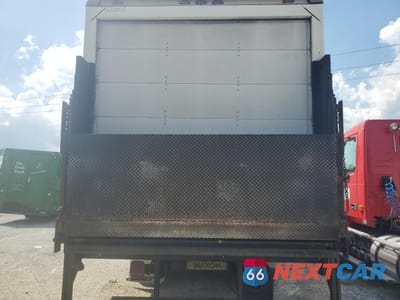 Zdjęcie 10 z 13 samochodu: 2004 INTERNATIONAL 4000 4200 VIN:1HTMPAFL24H659826 - miniatura