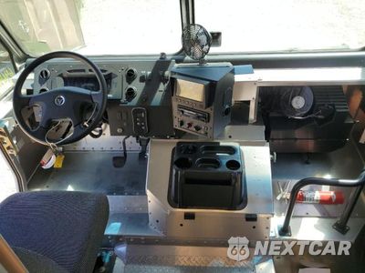 Zdjęcie 8 z 13 samochodu: 2022 XOS SV05 VIN:4T9TSAA6XNC208207 - miniatura