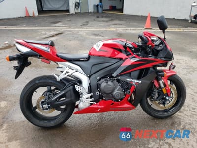 2008 HONDA CBR600 RR JH2PC400X8M101135 - główne zdjęcie licytacji z USA - miniatura