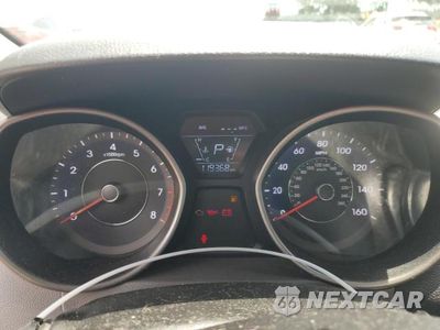 Zdjęcie 9 z 13 samochodu: 2015 HYUNDAI ELANTRA SE VIN:5NPDH4AE2FH648348 - miniatura
