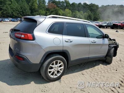 Trzecie zdjęcie samochodu z tyłu: 2015 JEEP CHEROKEE LATITUDE VIN:1C4PJMCB9FW764094 - miniatura