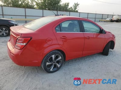 Trzecie zdjęcie samochodu z tyłu: 2017 CHEVROLET SONIC PREMIER VIN:1G1JF5SB6H4135348 - miniatura