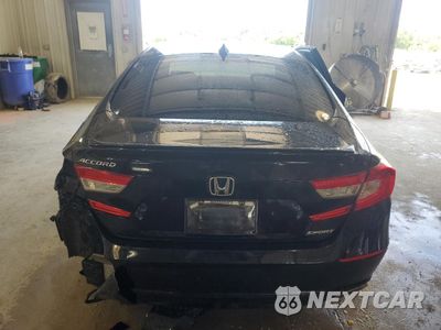 Zdjęcie 6 z 13 samochodu: 2018 HONDA ACCORD SPORT VIN:1HGCV1F39JA068879 - miniatura