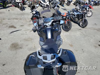 Zdjęcie 6 z 10 samochodu: 2022 BMW R 1250 RT VIN:WB10L0300N6F40245 - miniatura