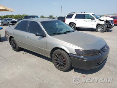 Czwarte zdjęcie samochodu z boku: 2001 TOYOTA CAMRY CE VIN:JT2BG22KX10539332 - miniatura