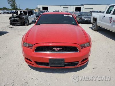 Piąte zdjęcie samochodu w środku: 2014 FORD MUSTANG VIN:1ZVBP8AM3E5261358 - miniatura