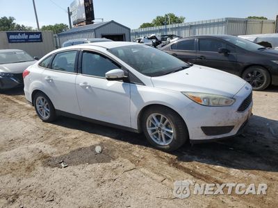 Czwarte zdjęcie samochodu z boku: 2016 FORD FOCUS SE VIN:1FADP3F26GL340923 - miniatura