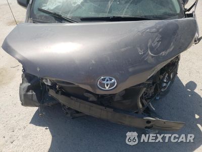 Zdjęcie 13 z 14 samochodu: 2013 TOYOTA SIENNA LE VIN:5TDKK3DC5DS299593 - miniatura