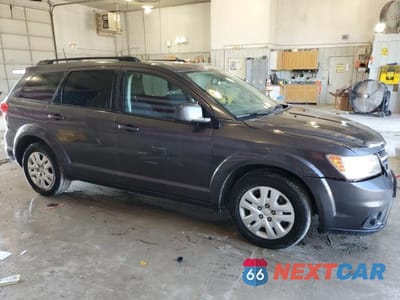 Czwarte zdjęcie samochodu z boku: 2019 DODGE JOURNEY SE VIN:3C4PDCBB4KT681143 - miniatura