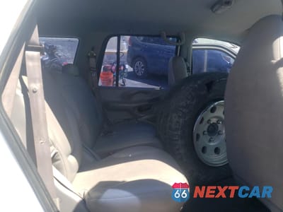 Zdjęcie 11 z 15 samochodu: 1999 FORD EXPEDITION VIN:1FMPU18LXXLB99568 - miniatura