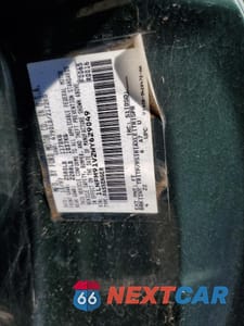 Zdjęcie 12 z 12 samochodu: 1995 LINCOLN MARK VIII VIN:1LNFM91V2WY629049 - miniatura