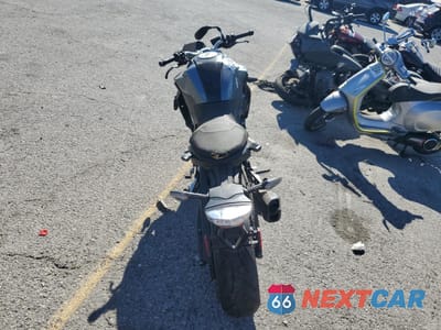 Zdjęcie 6 z 9 samochodu: 2023 BMW F 900 R VIN:WB10K1308P6H40706 - miniatura