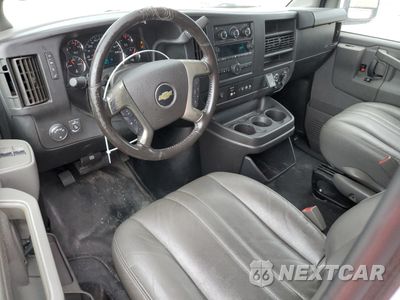 Zdjęcie 8 z 13 samochodu: 2019 CHEVROLET EXPRESS G2500 VIN:1GCWGBFP4K1336723 - miniatura