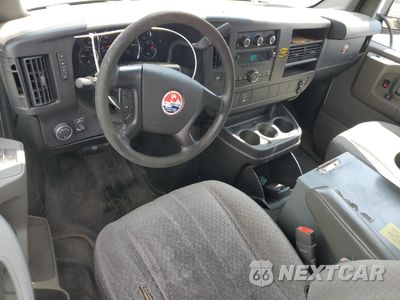 Zdjęcie 8 z 13 samochodu: 2010 CHEVROLET EXPRESS G2500 VIN:1GCZGFBAXA1151581 - miniatura