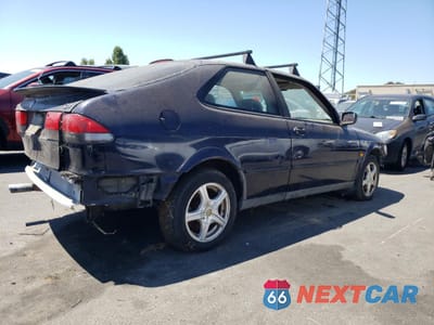 Trzecie zdjęcie samochodu z tyłu: 2000 SAAB 9-3 VIN:YS3DD38HXY2012456 - miniatura