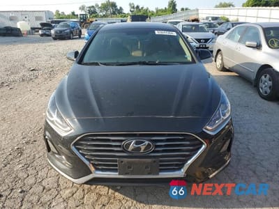 Piąte zdjęcie samochodu w środku: 2019 HYUNDAI SONATA SE VIN:5NPE24AF0KH752054 - miniatura