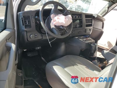 Zdjęcie 8 z 12 samochodu: 2023 CHEVROLET EXPRESS G3500 VIN:1HA3GRB75PN012399 - miniatura