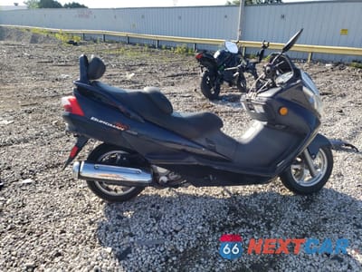 2004 SUZUKI AN400 K3 JS1CK43A942100427 - główne zdjęcie licytacji z USA - miniatura