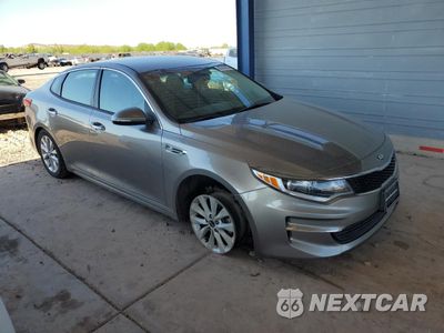 Czwarte zdjęcie samochodu z boku: 2018 KIA OPTIMA LX VIN:5XXGT4L30JG274740 - miniatura