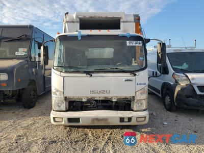 Piąte zdjęcie samochodu w środku: 2017 ISUZU NPR HD VIN:JALC4W161H7002543 - miniatura