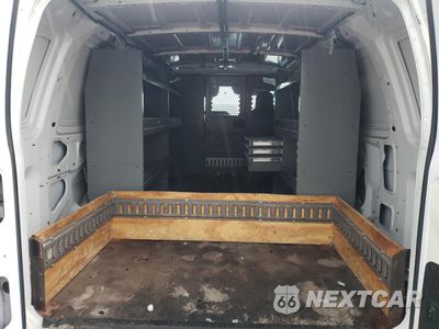 Zdjęcie 10 z 13 samochodu: 2013 FORD ECONOLINE E350 SUPER DUTY VAN VIN:1FTSS3EL9DDA48716 - miniatura