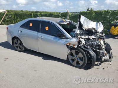 Czwarte zdjęcie samochodu z boku: 2013 TOYOTA CAMRY SE VIN:4T1BK1FK8DU533855 - miniatura