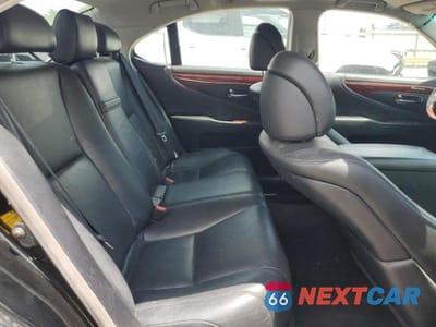 Zdjęcie 10 z 13 samochodu: 2010 LEXUS LS 460 VIN:JTHCL5EF4A5008006 - miniatura