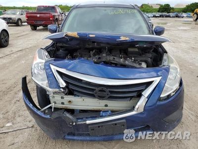 Piąte zdjęcie samochodu w środku: 2019 NISSAN VERSA S VIN:3N1CN7AP8KL840863 - miniatura