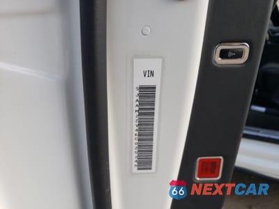 Zdjęcie 13 z 13 samochodu: 2019 BENTLEY BENTAYGA VIN:SJAAM2ZV4KC025246 - miniatura