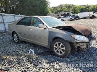 Czwarte zdjęcie samochodu z boku: 2005 TOYOTA CAMRY LE VIN:4T1BE32K55U968858 - miniatura