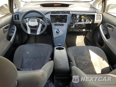 Zdjęcie 8 z 13 samochodu: 2014 TOYOTA PRIUS PLUG-IN VIN:JTDKN3DPXE3057329 - miniatura